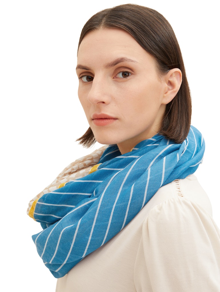 printed loop scarf with tape, beige geometric design