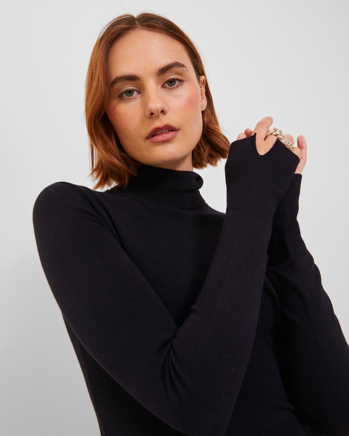 JXMIA SOFT CROPPED ROLL NECK KNIT SN