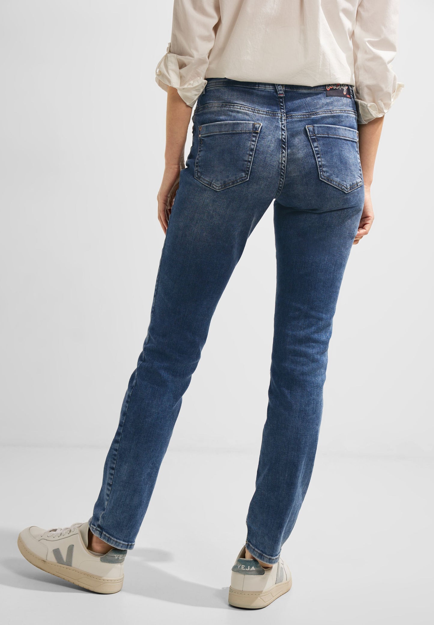 Casual Fit Jeans