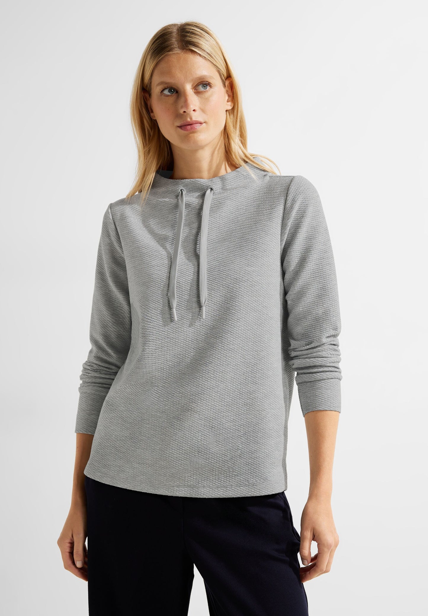 Pullover mit Glanzfasern