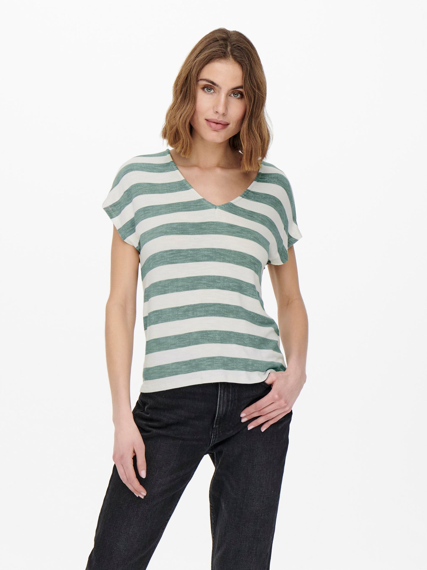 ONLLIRA LIFE S/S V-NECK TOP JRS NOOS