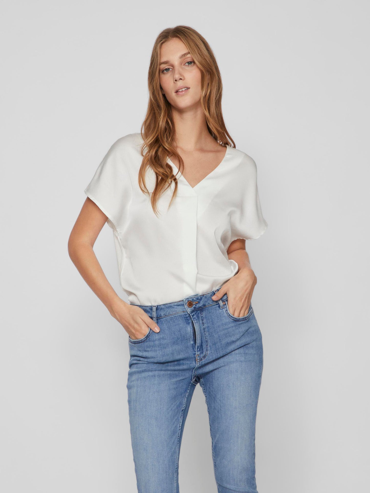 VIELLETTE V-NECK S/S SATIN TOP - NOOS