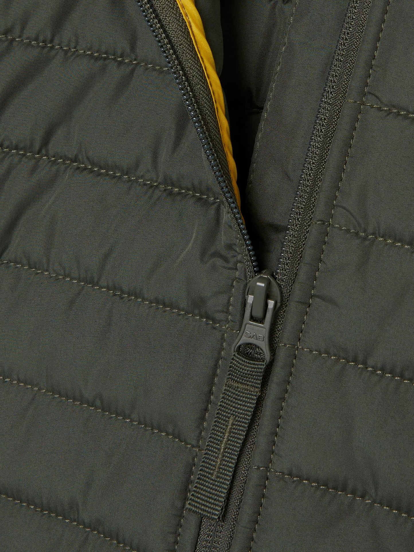 NKNMOUNT HYBRID JACKET TB